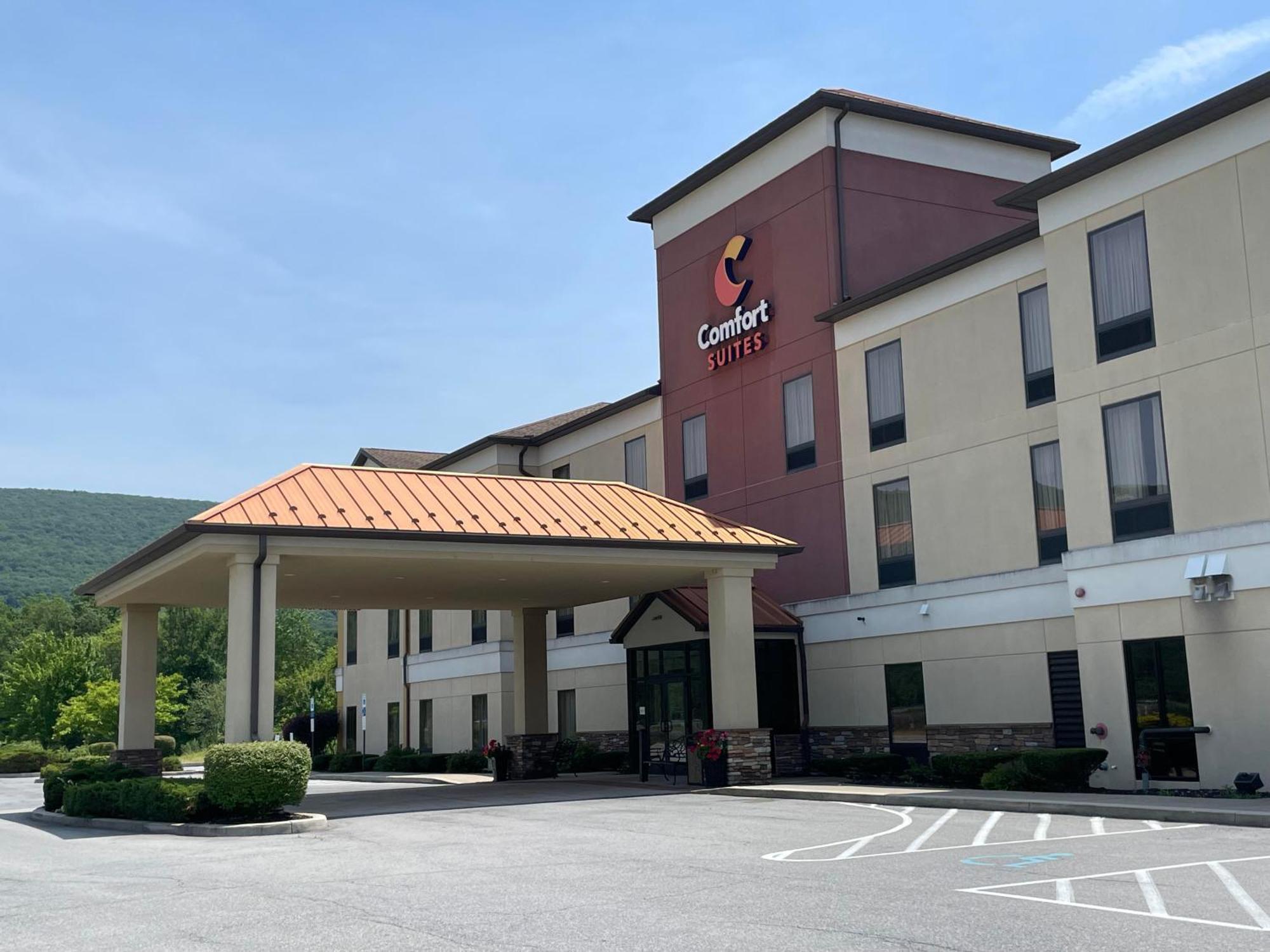 Comfort Suites Алтуна Экстерьер фото