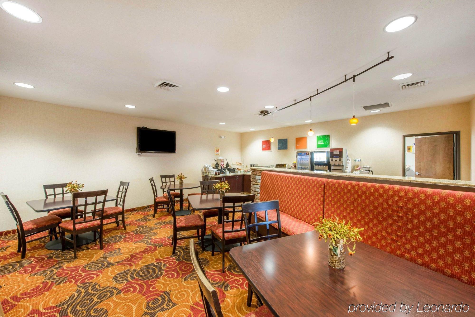 Comfort Suites Алтуна Экстерьер фото