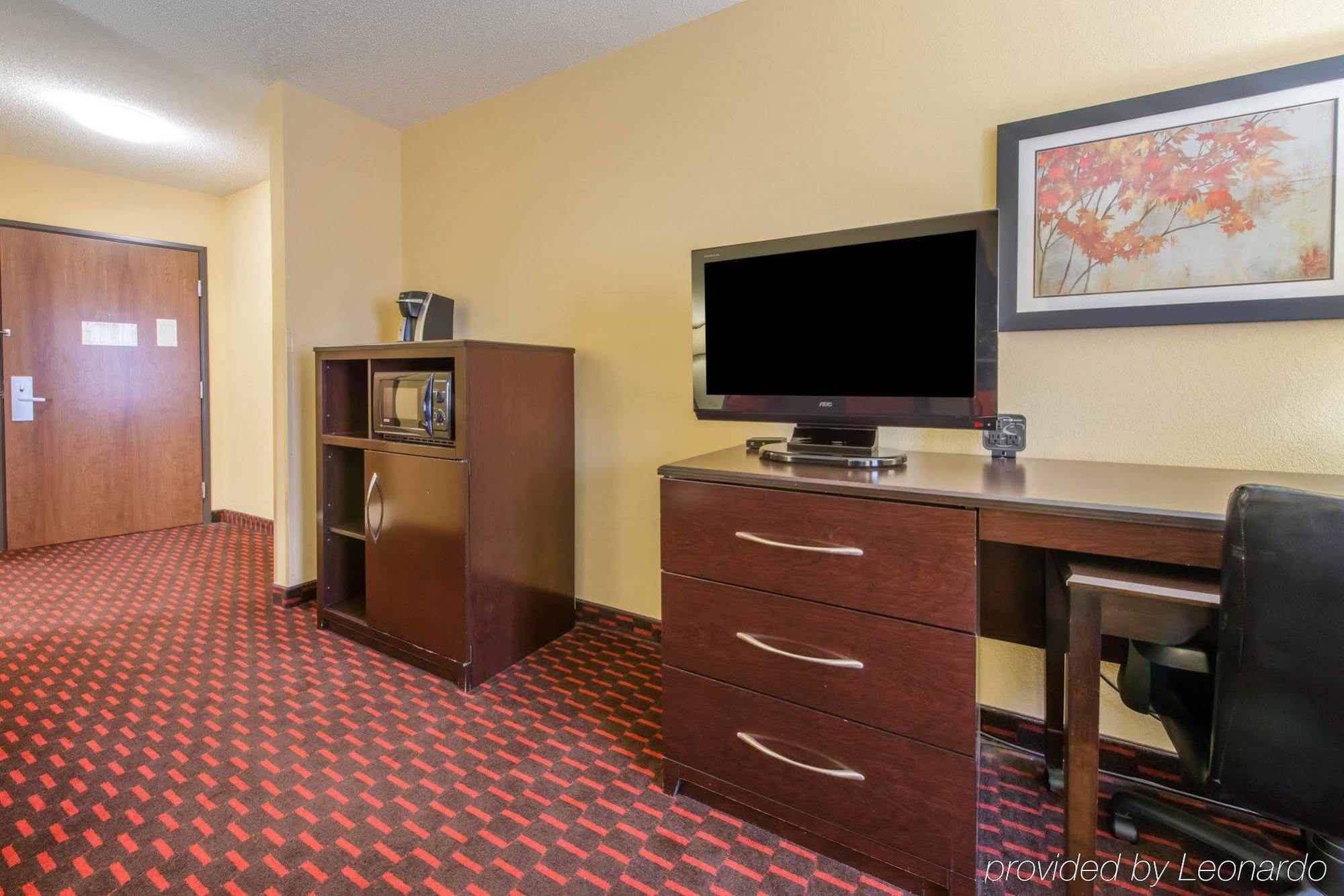 Comfort Suites Алтуна Экстерьер фото